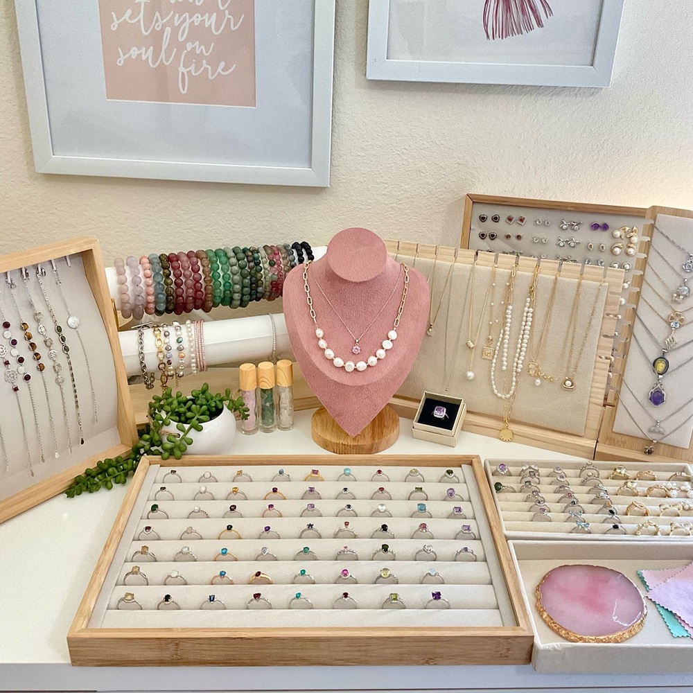 Freshwater Pearl Bow Necklace
